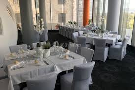 Superbe, nos articles de deco mariage et décoration mariage pas cher pour égayer vos tables et donner une touche somptueuse à votre réception. Salle De Mariage Marseille 13000 1001 Salles