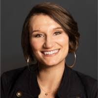 Laura Grose's Instagram, Twitter & Facebook