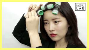 How Korean Girls Style Their Bangs In The Cutest Way Korean Bangs Korean Hairstyle Korean Bangs Hairstyle