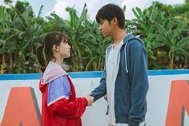 Tergantung cara ruas garis ini dideginisikan, satu dari dua ujung tersebut bisa jadi atau bukan. Dua Garis Biru An Enjoyable Moving Coming Of Age Tale Entertainment The Jakarta Post