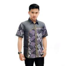 Kamu bisa mengombinasikannya dengan dua motif batik yang berbeda namun tetap menyatu dan serasi ketika dipakai. Jual Kemeja Batik Anak Terbaru Harga Murah Juni 2021 Bukalapak