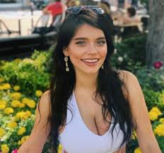 Enviado por antes y después. Rocio Quiroz Antes Y Ahora La Historia De Superacion De Rocio Quiroz Soy Lo Que Soy Por Mis Viejos Y Ahora Mientras Las Felicitaciones Siguen Flotando En El Aire El