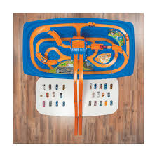 Mini Racers Can Drive Crash And Dash Their Cars With The Step2 Hot Wheels 153 Car Track Play Table Junior Spe Hot Wheels Cars Hot Wheels Races Hot Wheels
