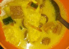 Banyak resep soto ayam kuah kuning bening dan salah satunya yakni resep masakan soto ayam bening. Resep Soto Kikil Kuah Santan Pedas Oleh Dwy Ana Julianti Cookpad