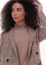 images?q=tbn:ANd9GcQ4WGRht1mn1Lp6C0IrIdX5zeLda4_GUZaA2g&usqp=CAU