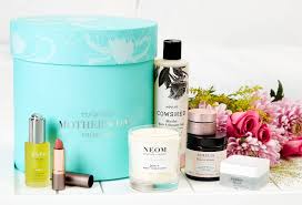 Be sure to view our selection of 1800flowers coupon codes for discounts on your favorite floral arrangements and gifts. Lookfantastic Mother S Day Collection 10 Off Discount Code