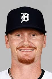 Howard Pitcher's Instagram, Twitter & Facebook