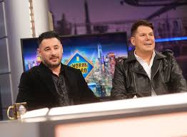 de Andy y Lucas  cierra la puerta  volver a cantar con Lucas Sentía que forzábamos la situación 明星內幕 情感糾葛