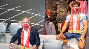 10x waschbare nanosilber originale atemschutzmaske mundschutz maske neu 3lagig gesponsert von antiviron. Fc Bayern Verkauft Gesichtsmasken Eigentlich Als Fan Schals Gedacht