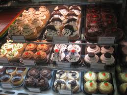 No delivery fee on your first order. Bakery Gastronomia Padoca Chantilly