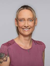 Ansprechpartner*innen