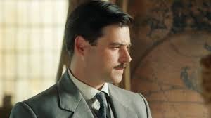 La Promessa Anticipazioni 20 maggio 2025: Don Gregorio è morto, Manuel e  Don Romulo sono nel