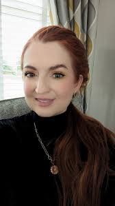 Hi lovely dull women! Im a dull woman from Sweden. My name is Kerry and Im  soon 61 years old. I live in an old house with two female tenants and my