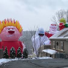 Christmas grinch steals inflatable decoration: Bloomingdale Nj Christmas Decorations Tower Over Man S House