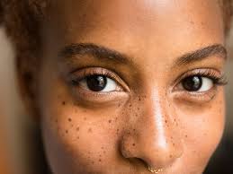 By far most of the human population (test in usa) will see more than 24 fps, only the extremes will see just the 24 fps or less (we're going towards visualle impaired elderly). Human Eye Fps How Much Can We See And Process Visually