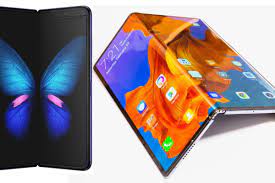 The huawei mate xs is a fantastic piece of hardware with three big roadblocks to mainstream acceptance: The Folding Phone Standoff Samsung S Galaxy Fold Vs Huawei S Mate X