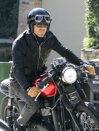 With jodie comer, ryan reynolds, taika waititi, utkarsh ambudkar. Ryan Reynolds Photostream Cafe Racer Style Cafe Racer Motorcycle Triumph Bikes