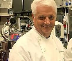 Order food online at iginio massari, turin with tripadvisor: Il Re Della Pasticceria Igino Massari Apre A Torino Prima Novara