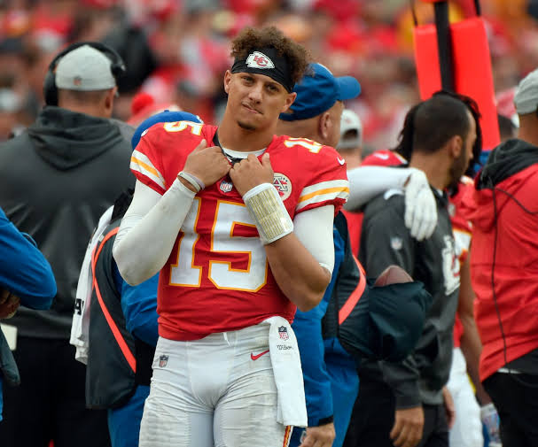 Chiefs quarterback Patrick Mahomes in a league of his own - The Boston Globe