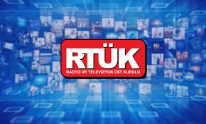 Halk tv canlı izle, özellikle akşamları sürekli olarak farklı ve kaliteli tartışma programlarını sunarak izleyicisine en gerçekçi bilgiler ışığı altında keyifli bir gece geçirtmektedir. Halk Tv Haberleri Tele1