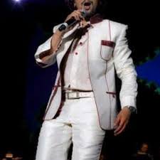 Sonu nigam is an indian singer, music director and actor. Sonu Nigam Sonunigamsinger Twitter