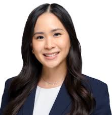 Kristi Wong's Instagram, Twitter & Facebook