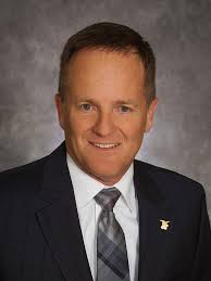 CharterWest Bank CEO And Leadership: Executives and Demographics