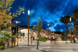 Urbn is a portfolio of global consumer brands comprised of urban outfitters, anthropologie, free people, bhldn, terrain, menus & venues, and nuuly. Schreder Leading Independent Smart Lighting Solution Provider Worldwide