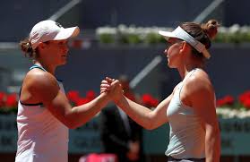 Simona halep failed to convert nine of her 11 break points in the defeat by ashleigh barty. Coronavirus Ashleigh Barty A Vorbit Cu Simona Halep Sunt Lucruri Mai Importante Decat Sportul