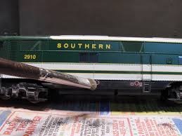 10 Minute Diesel Weathering Model Railroad Academy Model Railroad Model Trains Train