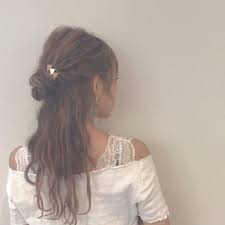 こなれ感を出す簡単 おしゃれなハーフアップお団子 レングス別の可愛いアレンジ folk ロング ハーフアップ ヘアスタイリング ヘアスタイル ロング