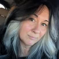 Why rinse a frozen pint container before spinning?