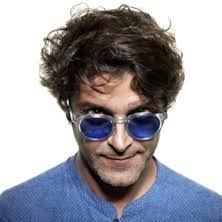 Samuele bersani è insieme a cinque straordinari musicisti: Samuele Bersani Ticketone