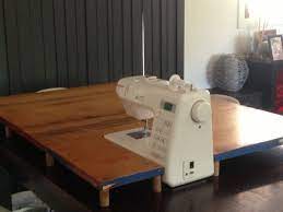 diy sewing machine extension table and sew we craft shvejnye stoly mashinnyj kvilting sohranenie shvejnoj komnaty