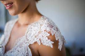 Durchstöbern sie unsere kollektion und finden sie jetzt ihr traumkleid! Bei Uns Wartet Dein Brautkleid In Herdecke Atelier Zauberhaft