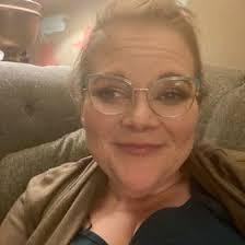 Ginger Miller's Instagram, Twitter & Facebook