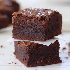 Fudgy Brownies Recipes By Carina Video Recipe Video Chocolate Brownie Recipe Brownie Recipes Food Drinks Dessert