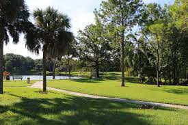 Demetree Park Was Developed In 1988 As A Community Park With A Variety Of Activities The 24 6 Acre Park Encompasses Th Pier Fishing Community Park Picnic Area