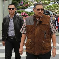 Hal itu, kata moeldoko, berawal dari adanya beberapa orang yang meminta bertemu dengannya dan kemudian menceritakan situasi yang dihadapi dalam partai demokrat. Moeldoko Akan Gulingkan Ahy Sby Saya Turun Gunung Okezone Nasional