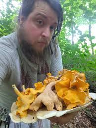 Bill Yule is a retired Biology teacher and Environmental Educator from  central Connecticut. I have studied mushrooms and fungi for more than 30  years and been active in four regional mycological associations