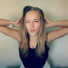 X 上的 Cute Girls For You：「Sprawność fizyczna i piękne ciało Angeliki 💪 ♥  Instagram: angelika.96 #instagirl #instaphoto #polskadziewczyna #polishgirl  #black #morning #girl #teen #skin #sexy #shirt #blonde #beauty #kiss  #happygirl #think ...