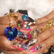 Here's how cardi b gets her one of a kind nails, with the help of longtime pro artist, jenny bui, of nails on 7th ave. Cardi B S Nail Polish Nail Art Steal Her Style