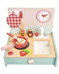 Kitchenette studio kitchen and kitchenette mini kitchen kitchen units kitchen ideas studio magic chef retro 3.2 cu. Tender Leaf 7508201 Spielkuche Mini Chef Kitchenette Holz 11 Teilig Bei Bucher De Immer Portofrei