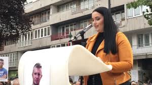 Jun 17, 2021 · sestra stradalog dženana, obratila se okupljenim građanima koji su ih došli podržati. Arijana Memic Sjecas Li Se Alisa Mutap Youtube