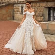 Every woman would like to be the most beautiful bride in the world in her big day! China Mermaid Lace Brautkleid Zwei In Einem Brautkleider A33 Kaufen Hochzeitskleid Auf De Made In China Com