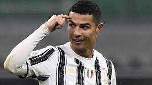 Cristiano ronaldo makes a scissor symbol. Cristiano Ronaldo Dan Ayrilik Sinyali Son Dakika Haberleri