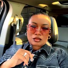 Lynn Grace (@lynn.grace.796) • Facebook