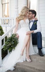 Top 10 Wedding Day First Looks Pretty Happy Love Wedding Blog Essense Designs Wedding Dresses Martina Liana Wedding Dress Wedding Dress Blog Spring 2017 Wedding Dresses