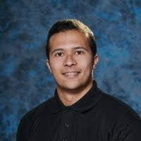 1100+ perfiles de «Aly