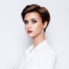 When you think of audrey hepburn hair, two distinct, iconic styles come immediately to mind. Audrey Hepburn Pixie Cut Recreate Her Look With A Tymeless Pixie Wig